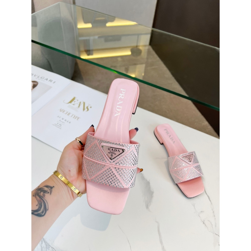 Pra*a slippers